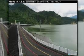 曾文水庫達滿水位 民視新聞網 發布於 2018年09月06日05:44 上個月西南氣流發威，在南台灣降下驚人雨量，曾文水庫水位達到230公尺滿水位，豪大雨讓曾文水庫目前蓄水量達5.09億噸、蓄水率100%，水位是45年來最高，依目前水情，下半年嘉南灌區農業灌溉及民生. Fyyvz X1nyl5nm