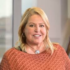 Shannon Horvath's Instagram, Twitter & Facebook