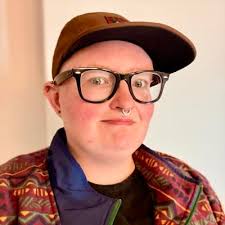 Adrianna Tan: "New BART holiday sweaters. I l…"