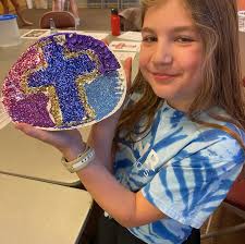 Shared this with my family 😂 Too cute not to share Gauges curious  personality. #nwa #fayettevillearkansas #northwestarkansas #boxersoftiktok  #boxer #christmas #christmasmorning