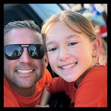 Kyle Violette's Instagram, Twitter & Facebook