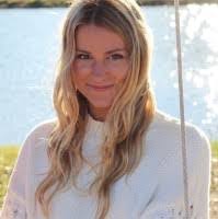 Linda Waid's Instagram, Twitter & Facebook