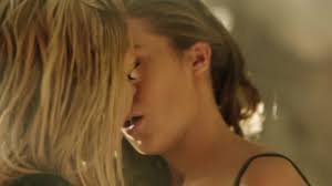 Eliza Taylor & Alycia Debnam-Carey - Lesbian in The 100 - Celebs Roulette  Tube