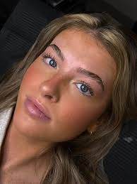 Licensed Aesthetician and Permanent Makeup Artist in Lenoir City