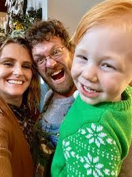 Regina Saville's Instagram, Twitter & Facebook