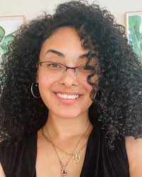 Jenny Correa's Instagram, Twitter & Facebook