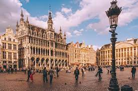 (placename) the capital of belgium, in the central part: The Brussels Card 2021