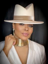 Winter White Hat Discussion