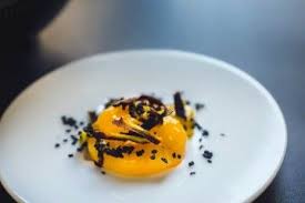 Kalamansi Eis Mit Litschi Tapioka Und Sesam Crumble Ein Rezept Von Christian Humbs In 2020 Lebensmittel Essen Japanische Gerichte Rezepte
