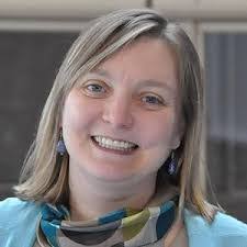 Alicia Rossiter's Instagram, Twitter & Facebook