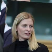 Here we go again ;) Seit Anfang August darf ich als Campaignerin Campact  e.V. in der Arbeit für Demokratie und gegen die extreme Rechte in  Ostdeutschland unterstützen. Da liegt Einiges vor uns