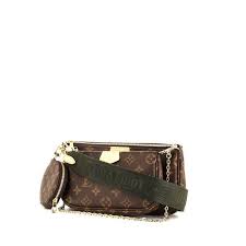 One of louis vuitton's most popular items, this louis vuitton pochette accessoires monogram multicolore white is ideal for holding your makeup and daily essentials in an elegant manner. Louis Vuitton Pochette Umhangetaschen 371499 Collector Square