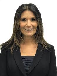 Karen Wainwright's Instagram, Twitter & Facebook