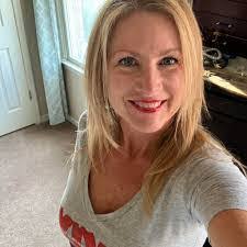 Connie Orosco's Instagram, Twitter & Facebook