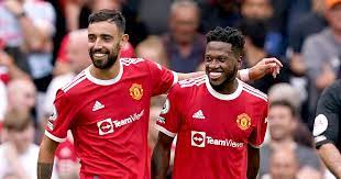 Manchester united played against leeds united in 2 matches this season. Fxgact8v5grfgm