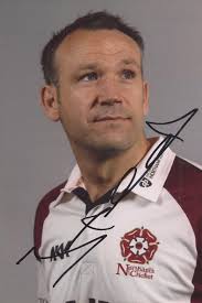 NORTHAMPTONSHIRE * JAMES MIDDLEBROOK SIGNED 6x4 PORTRAIT PHOTO+COA