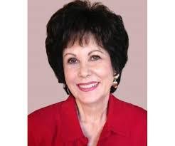 Sandra Hussey's Instagram, Twitter & Facebook