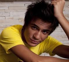 Pe Lu, Sandy, Edson e outros popstars elegem melhores do ano e fazem  pedidos para 2011