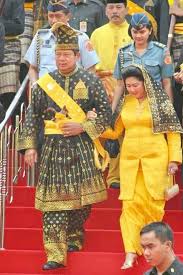 Baju sikap adalah pakaian tradisional kerabat raja di kedah, perilis, dan selangor. Pns Pemko Medan Diusulkan Pakai Baju Adat Melayu Setiap Jumat