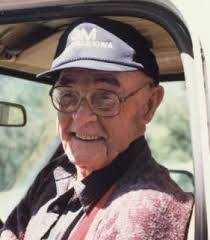 Eliza Beard's Instagram, Twitter & Facebook