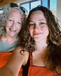 Sara Carr (@saraemilycarr) • Instagram photos and videos