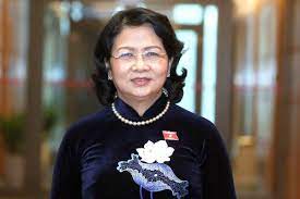 Bà từng là quyền chủ tịch nước chxhcn việt nam (từ 23/9/2018 đến 23/10/2018) sau khi chủ tịch nước trần đại quang từ trần. Tlte6idqajawrm