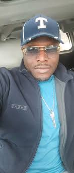 Hello, I'm Debbie and something to know about me is I live in Eastlake Ohio  by Lake Erie I love nature and to learn new things about our beautiful  planet!