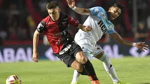 In this video, you'll learn what the phrase race to the bottom means. Racing Rescato Un Empate Sobre El Final Ante Colon Y Se Mantiene Como Lider De La Superliga En Soledad Infobae