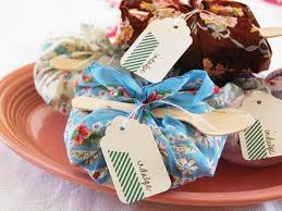 Birthday Party Favors Ideas For Adults 10 Easy To Create Party Favor Ideas Party Favors For Adults Diy Party Favors Birthday Party Favors