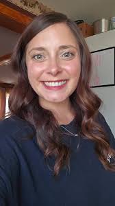 Roxanne Hess's Instagram, Twitter & Facebook