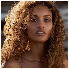 KELLY BOWMAN (@kellybowmanmakeup) • Instagram photos and videos