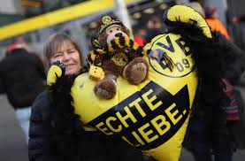 Arsenal fans confident ahead of borussia dortmund clash. Borussia Dortmund Bus Explosion Monaco Fans Offered Beds By German Club After Champions League Game Was Rearranged