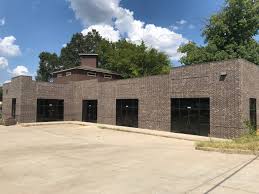 With four convenient store locations in tyler, jacksonville, and marshall tx, we have been proudly serving contractors and homeowners in the east texas area with quality equipment rental and tool rental needs for over 53 years. 913 W Bow St Tyler Tx 75702 Loopnet Com
