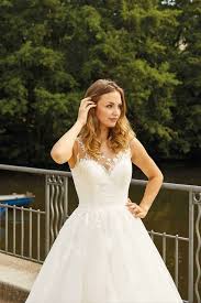 Finden sie ihr perfekte brautkleid bei uns. Brautmode Diane Legrand Brautkleid 50206 Anna Moda