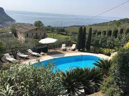 Bozen, meran, brixen, bruneck, sterzing oder schlanders sind nur einige der. Pin Auf Urlaub Gardasee 2020