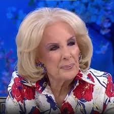 Tras su queja, Mirtha Legrand logró su objetivo y vuelve con su clásico  programa a Mar del Plata