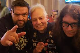 James the Boneless, Donatas, Gintas and a fan photobomb!!😃