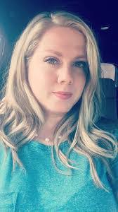 Randi Morrow's Instagram, Twitter & Facebook