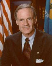Tom Carper's Instagram, Twitter & Facebook