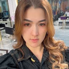 រតនះ លក់ទូរសព្ទ័ ផ្សារភូមិភាគ សៀមរាប