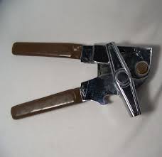 Black And Decker Spacemaker Can Opener Manual Vintage Swing A Way Away Manual Can Bottle Opener Dark Brown Handle Made In Usa Swingaway Vintage Brown Dark Brown