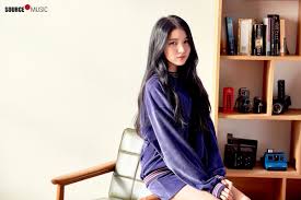 Today's seniors are choosing crossovers because of their generous cargo room, comfortable seating and better view. Gfriend 2018 Season S Greetings Gfriend News Charts Sales Gfsquad Com