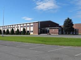 Class of 1959 members gather
