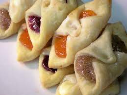 These ragi cookies turn out to be crunchy, delicious and perfect for toddlers, kids and for anyone not on a low fat diet. My Slovak Heritage The First Recipe Kolachy Slovak Recipes Czech Recipes Filled Cookies