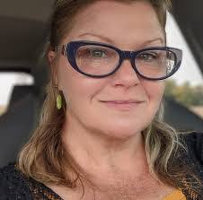 Nanette Johnson's Instagram, Twitter & Facebook