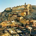 Sur Le Port De Saint Chamas Provence Explore Photo