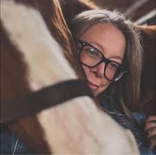 Nicole Hunsicker's Instagram, Twitter & Facebook