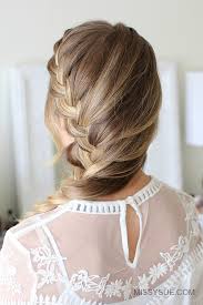 It's a bit similar to the full down french braid style, except the fact that the hair is a partition to two and one sides is braid fully downwards. Side French Braid Missy Sue