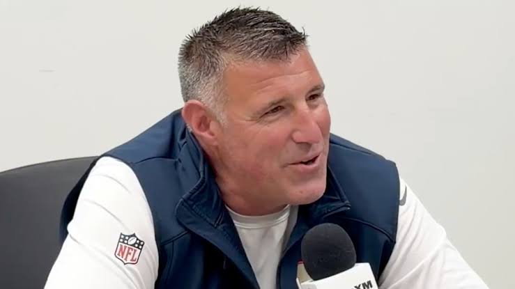 Mike Vrabel Says Drake Maye Is More Vocal Than He Thought