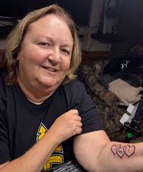 Trags Tattoo artist creates beautiful henna doodle tattoo